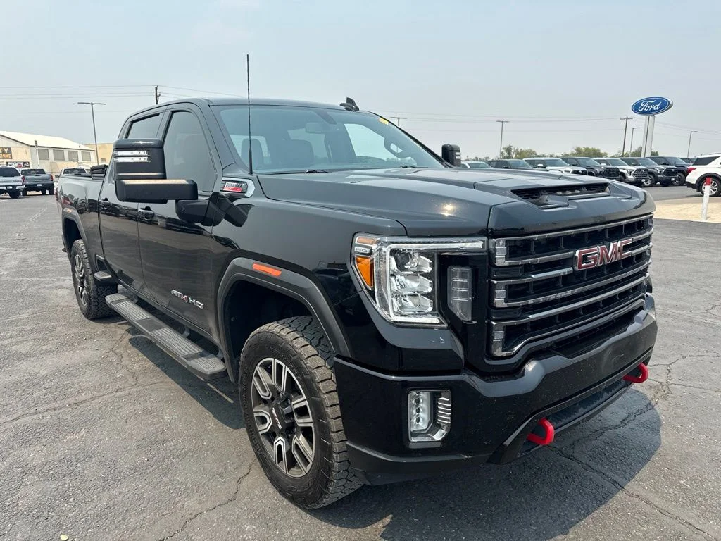 2022 GMC Sierra AT4 4WD Crew Cab Standard Box SRW's photo
