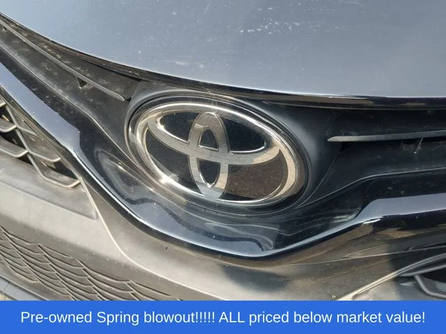 Used 2022 Black Toyota SE image 9