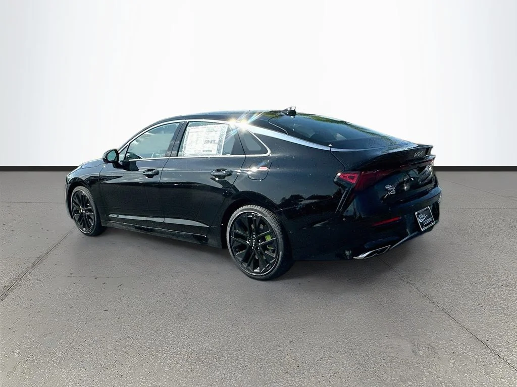 New 2026 Aurora Black Pearl Kia GT image 5