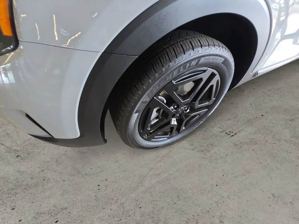 Used 2025 Gray Kia SX-Prestige X-Line image 9