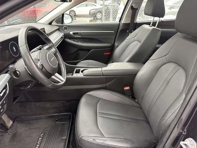 Used 2024 Carbon Blue Hyundai Limited image 15