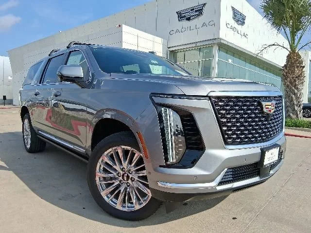 2026 Cadillac Escalade ESV Luxury 2WD's photo