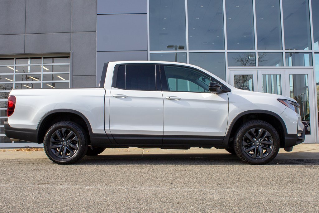2023 Honda Ridgeline Sport photo 4