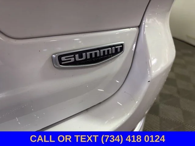 Used 2022 Bright White Clearcoat Jeep Summit image 14