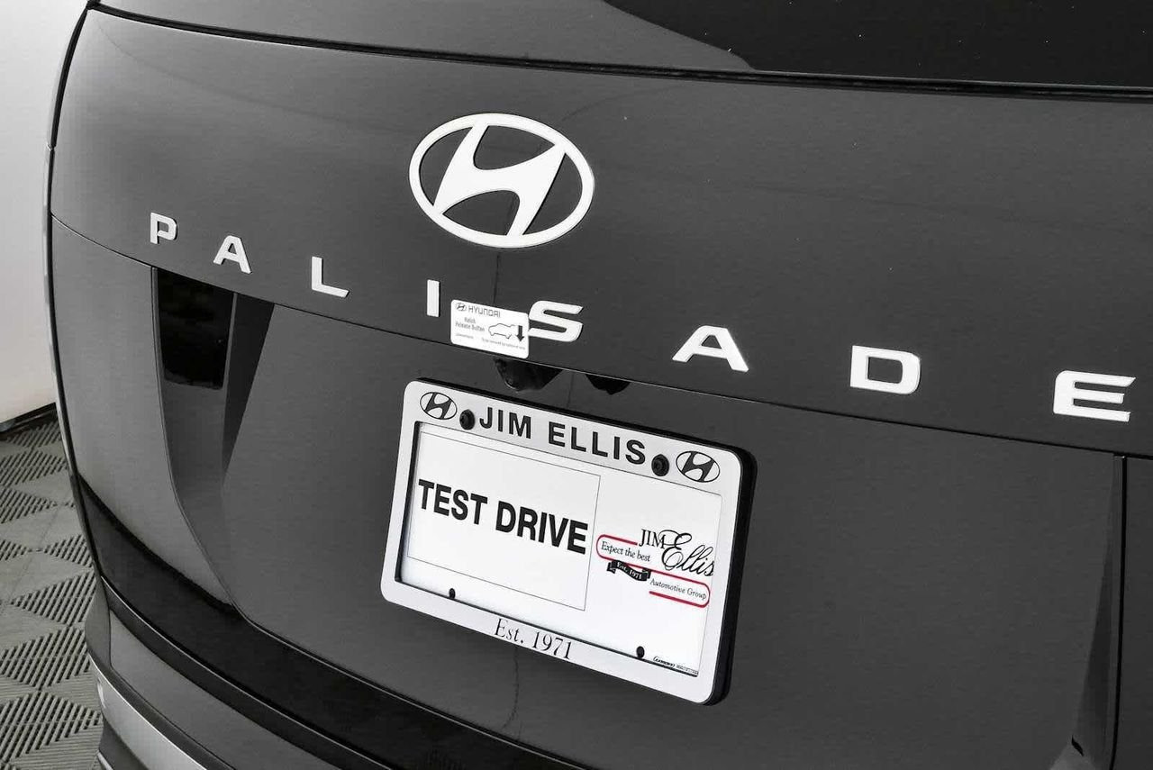 New 2026 Abyss Black Pearl Hyundai SEL Premium FWD image 49