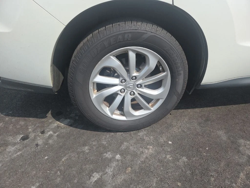 Used 2016  Acura Base image 19