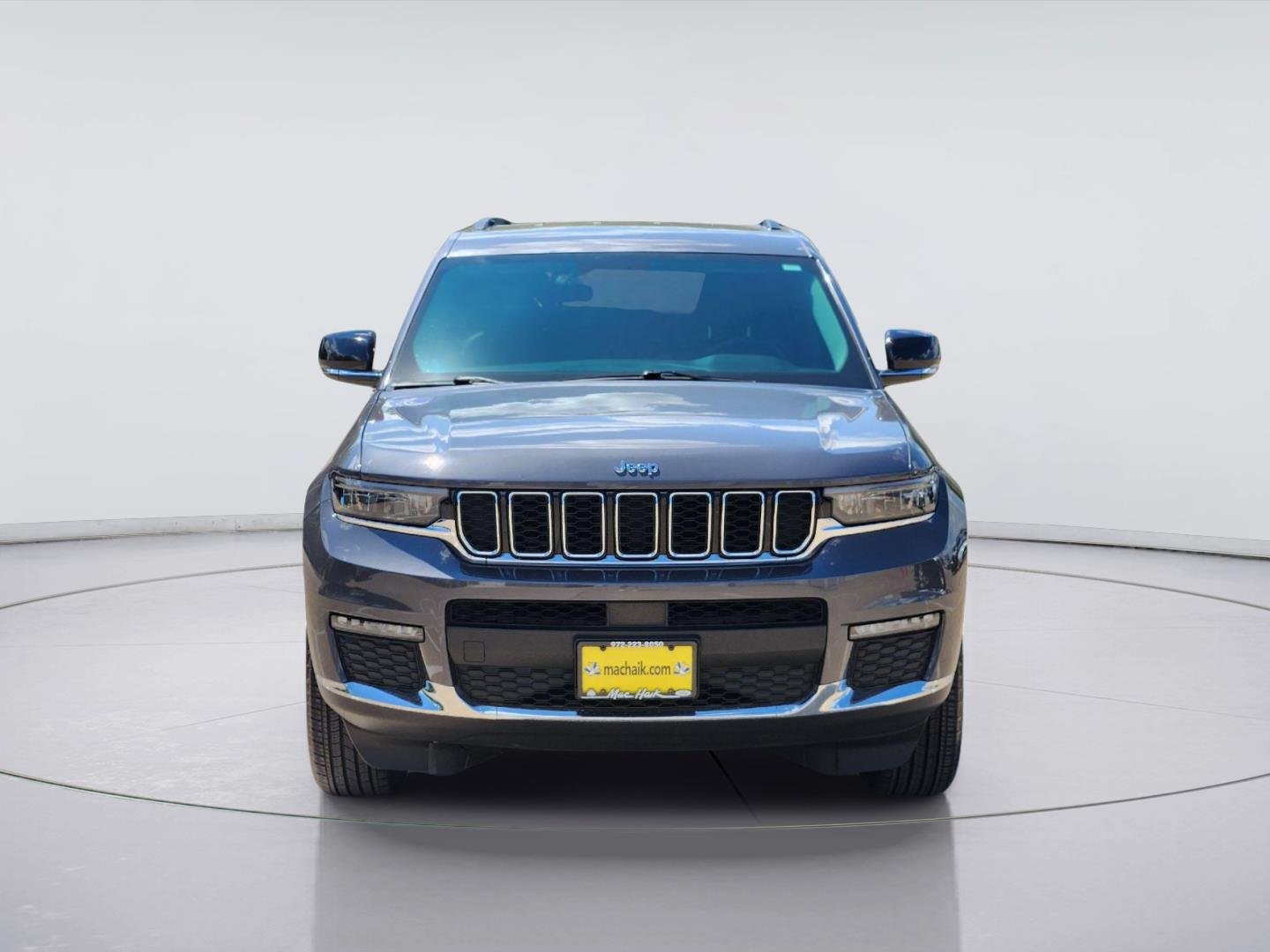 Used 2023 Baltic Gray Metallic Clearcoat Jeep Limited image 2