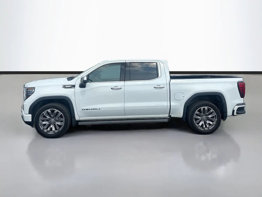 Used 2022 Summit White GMC Denali image 8
