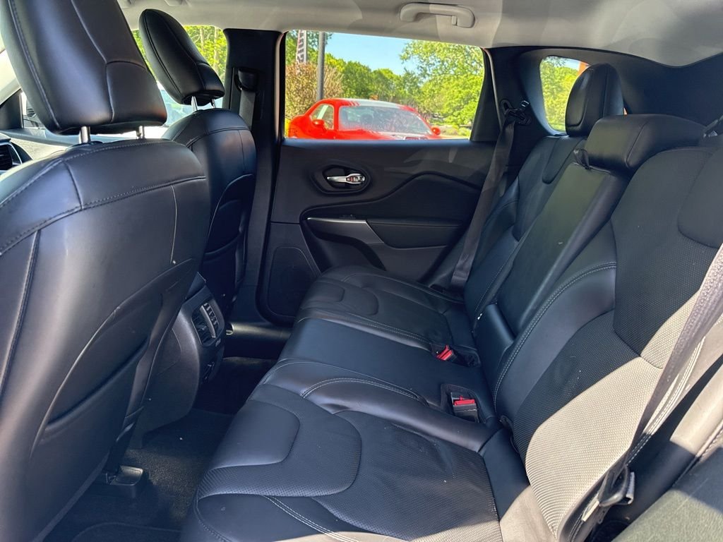 Used 2020 White Jeep Limited image 13