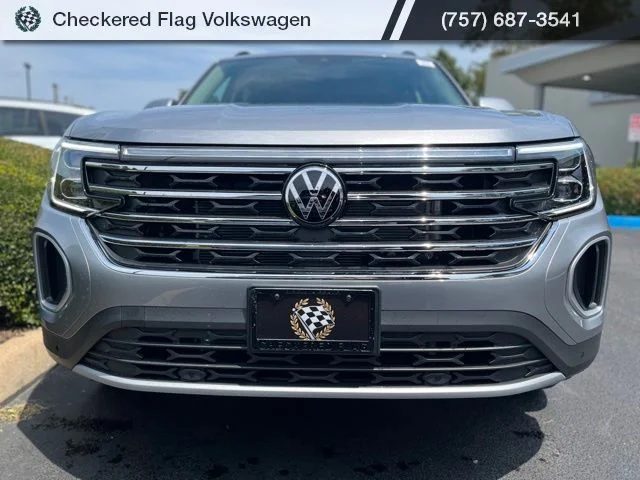 New 2026 Silver Volkswagen 2.0T SE w/Technology image 13