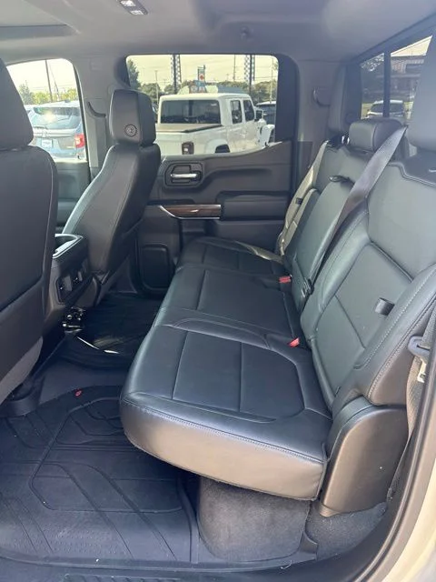 Used 2020 Silver Chevrolet RST image 14