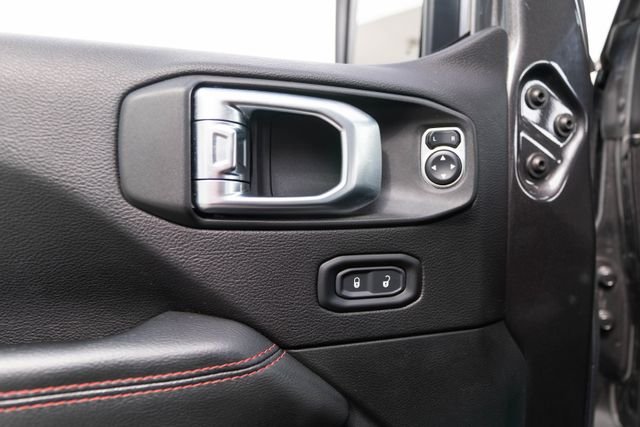 Used 2019 Crystal Metallic Jeep Unlimited Rubicon image 24