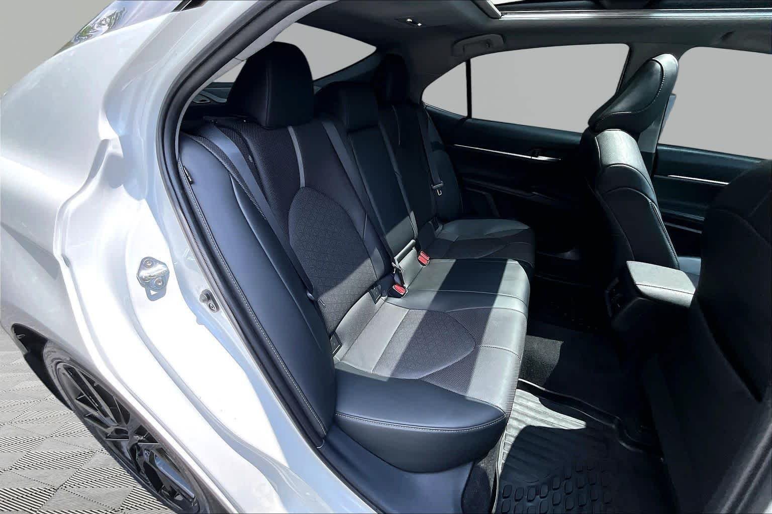 Used 2024 Wind Chill Pearl/Midnight Black Metallic Toyota XSE V6 image 20