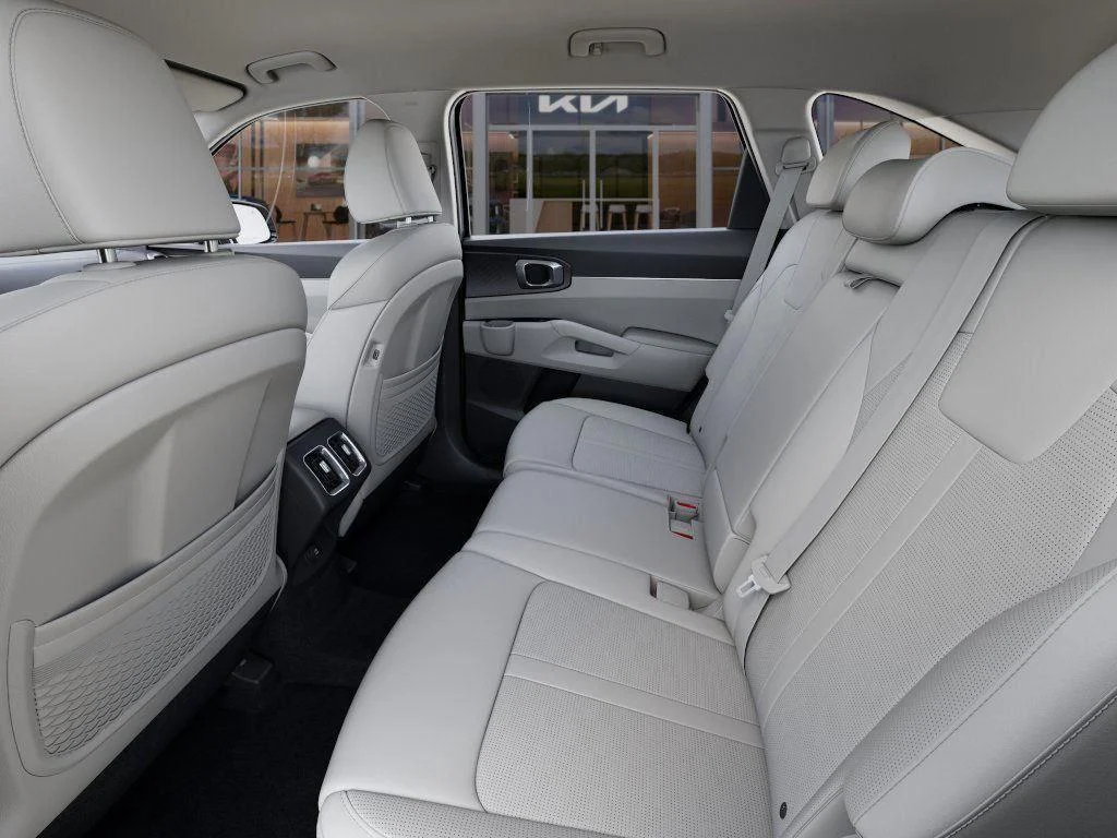 2025 Kia Sorento S - Photo 26