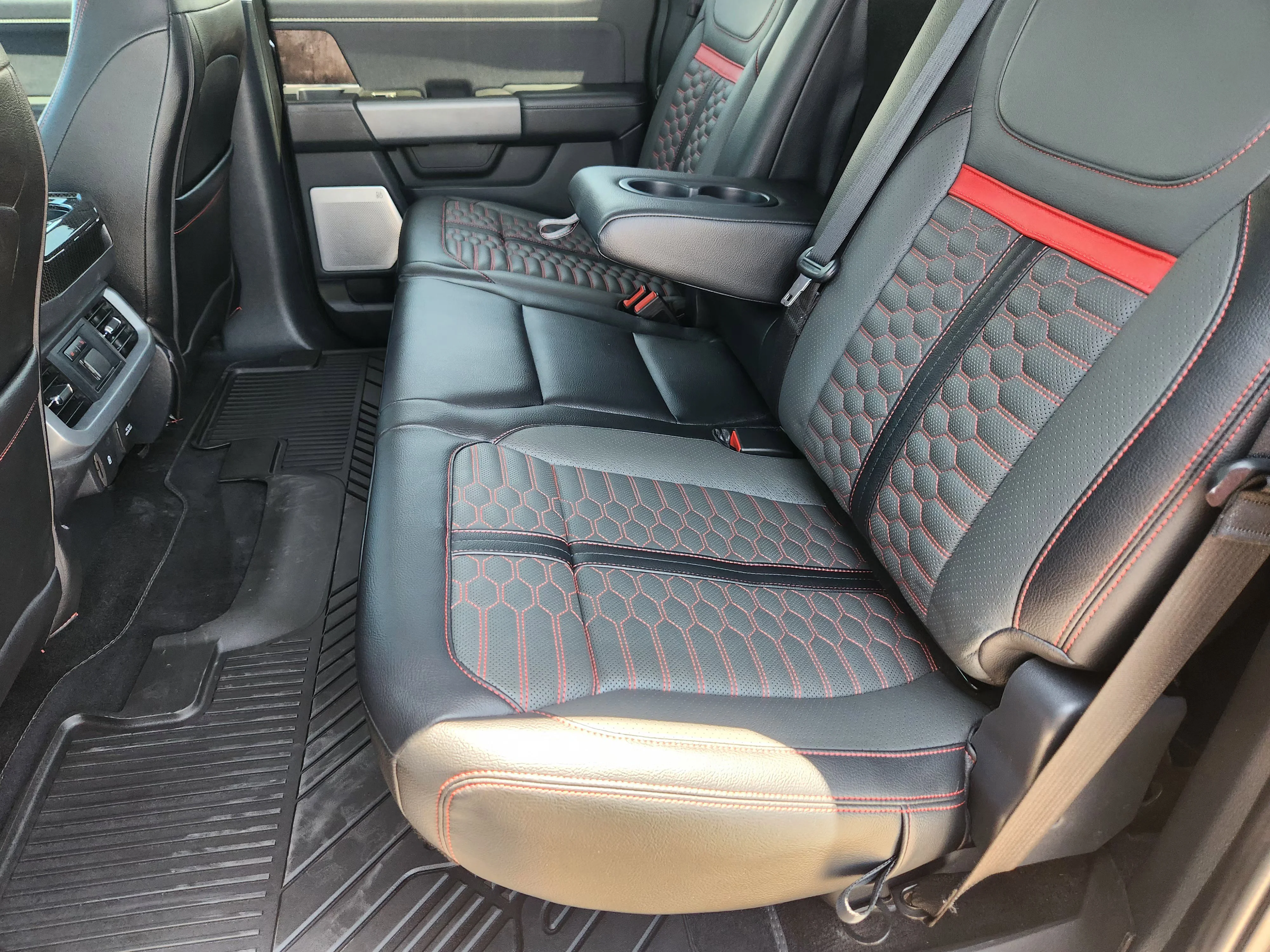 Used 2021  Ford Lariat Shelby Off-Road image 30
