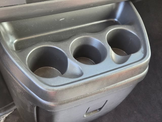 2025 Chevrolet Express Passenger LT - Photo 24