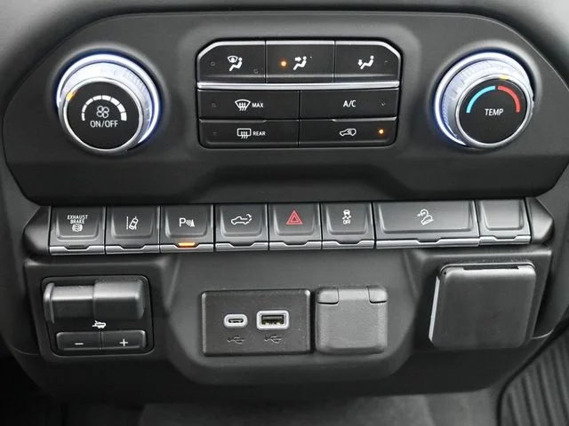 Used 2024 Gray Chevrolet Custom image 21
