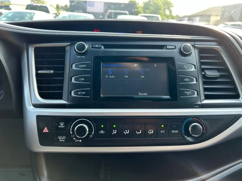 Used 2018 Black Toyota LE Sport Utility 4D image 45