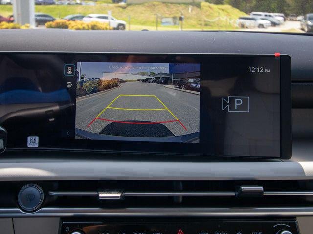 New 2026 Silver Hyundai SEL AWD image 21