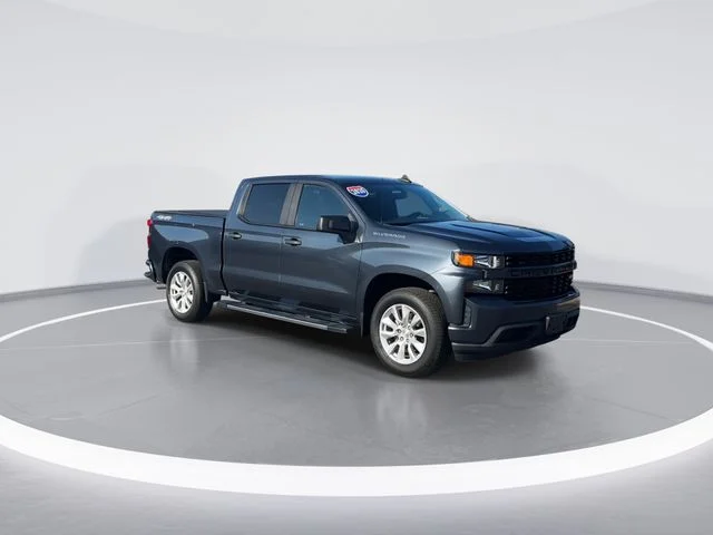 Used 2020 Gray Chevrolet Custom image 5