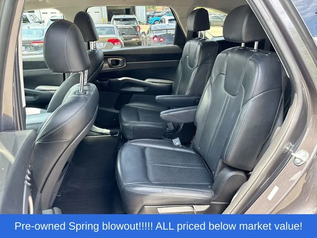 Used 2023 Gray Kia EX image 18