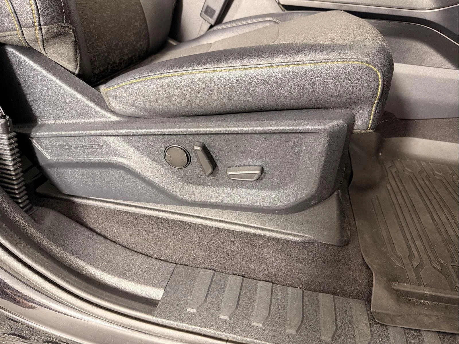 Used 2023 Agate Black FORD TREMOR image 23