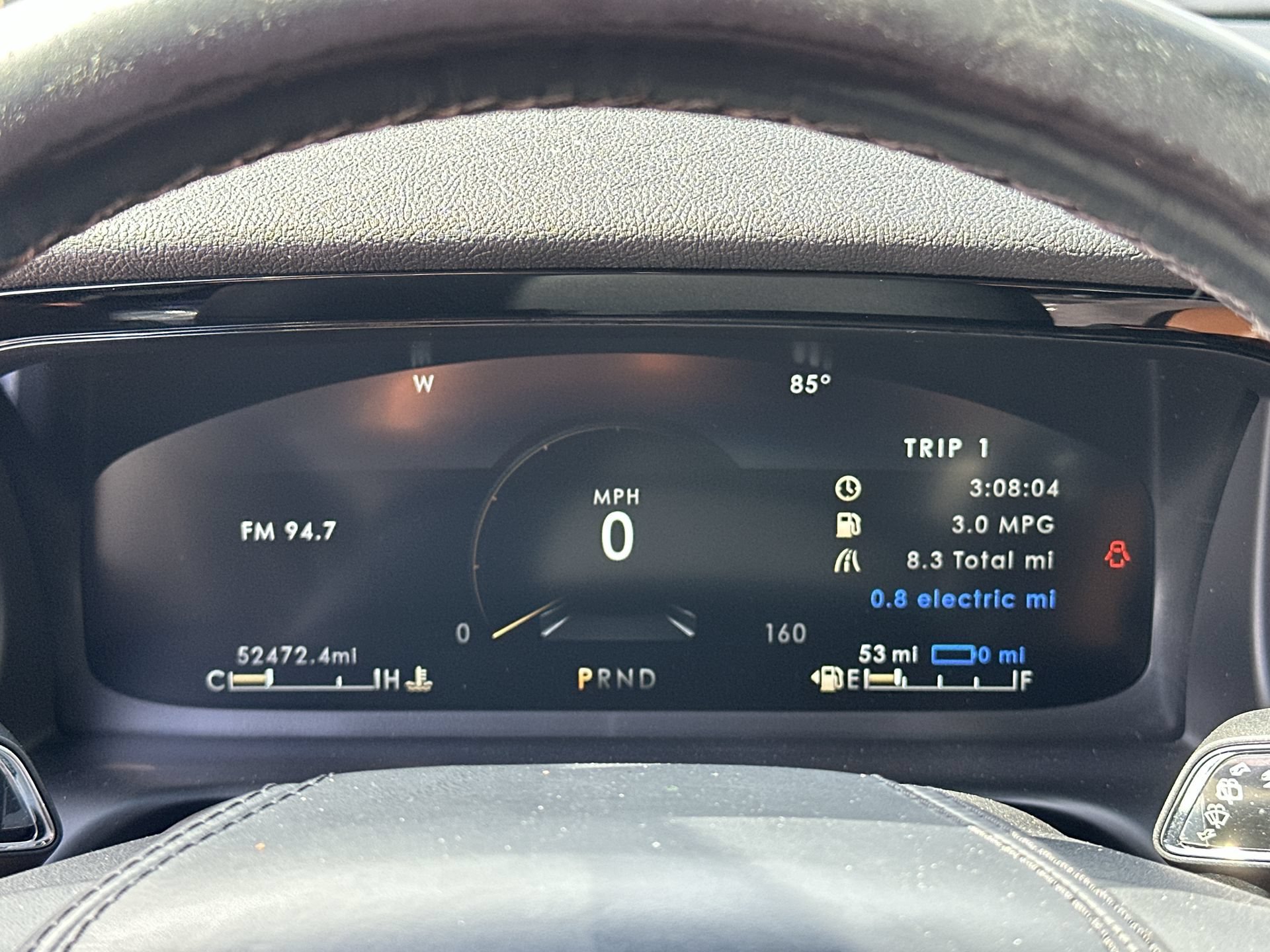 Used 2022 Gray Metallic Lincoln Grand Touring image 10