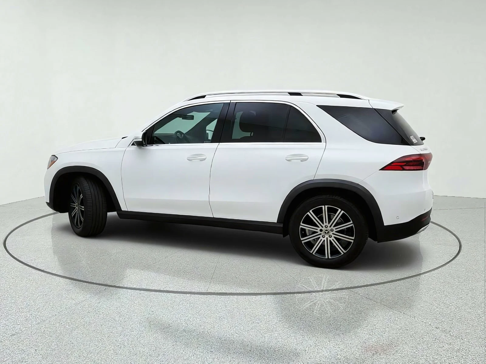 Certified Used 2024 Polar White Mercedes-Benz GLE 350 image 13