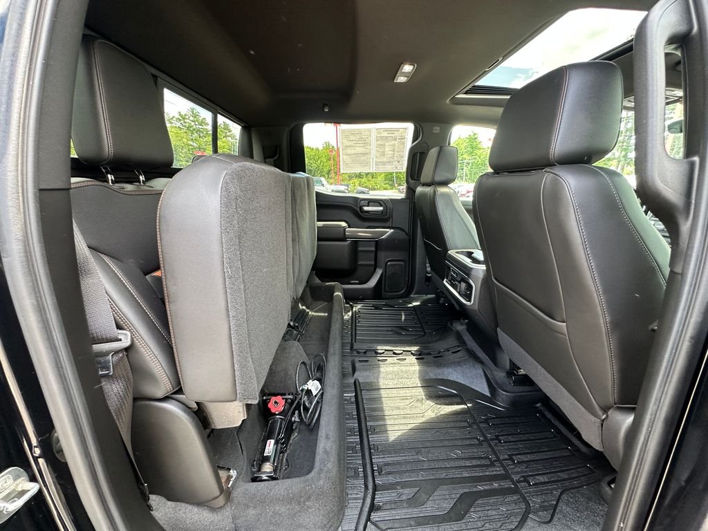 Used 2020 Black GMC AT4 image 27