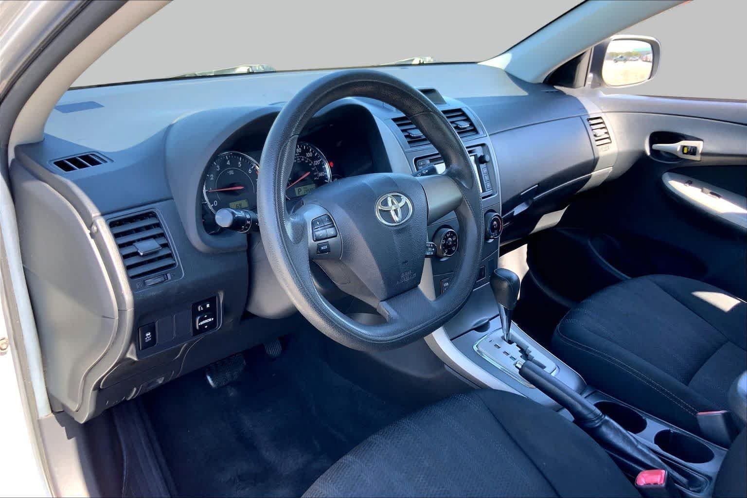 Used 2013 Classic Silver Metallic Toyota S image 17