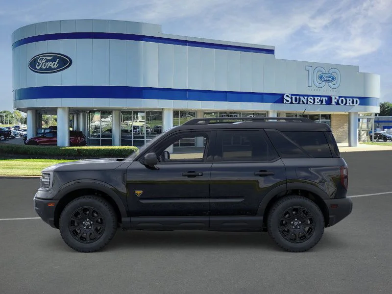 New 2025 Shadow Black Ford Badlands image 3