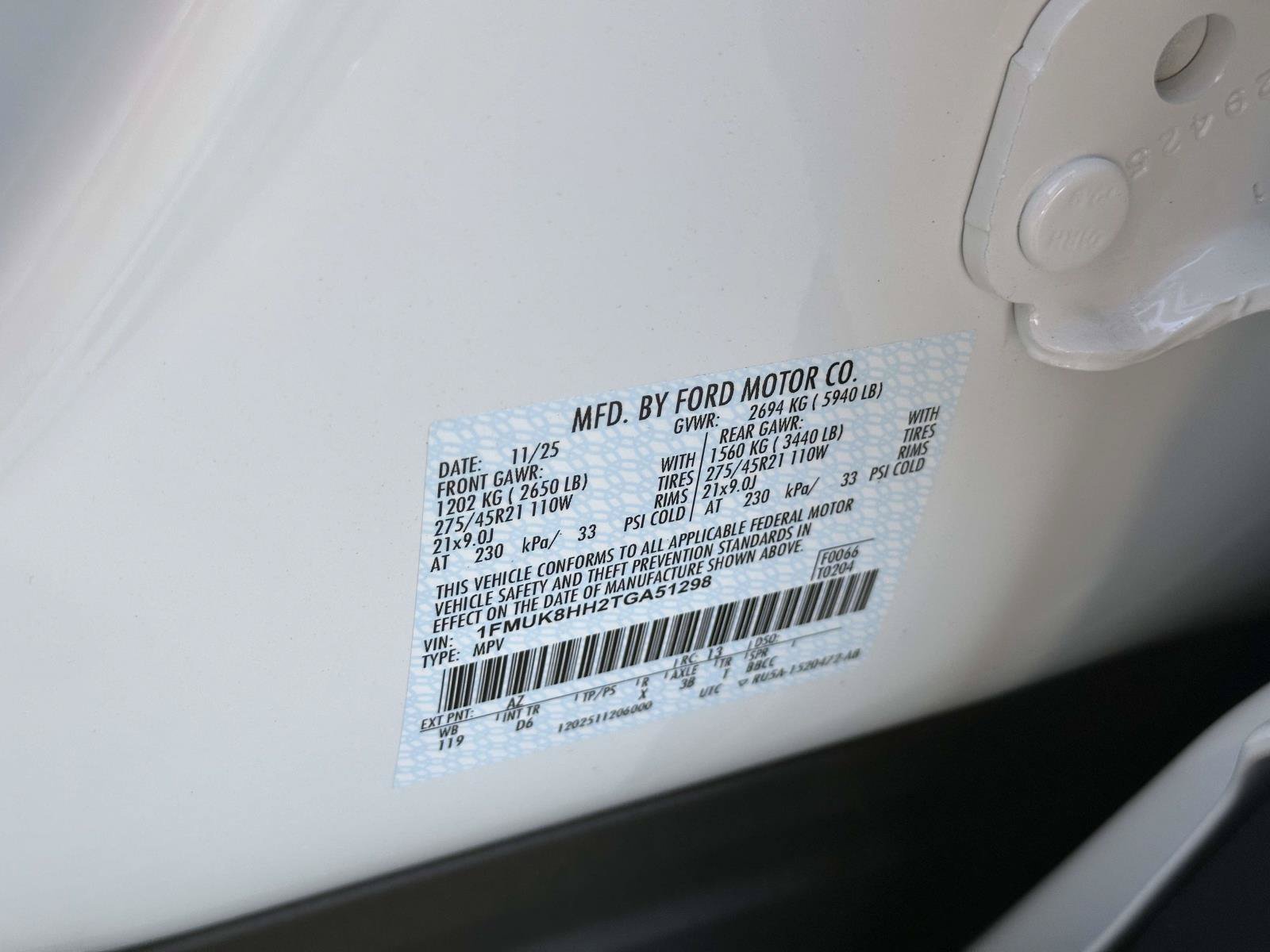 2026 Ford Explorer Platinum - Photo 13