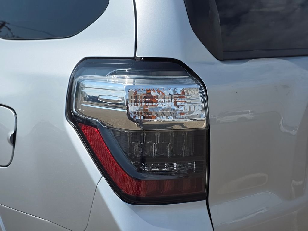 2017 Toyota 4Runner SR5 Premium - Photo 15