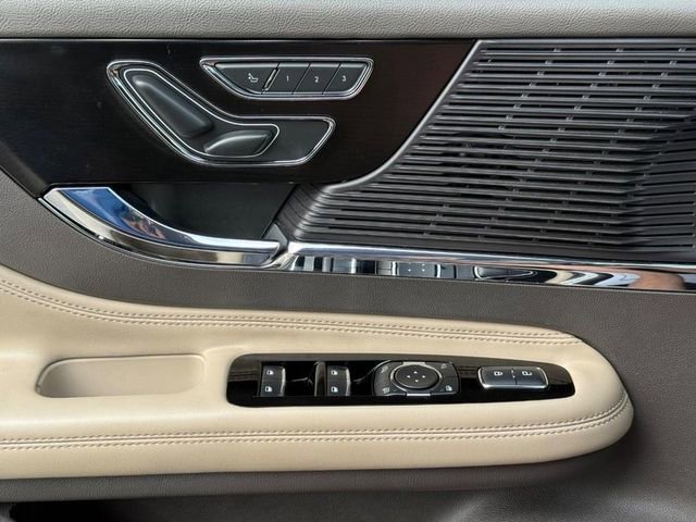Used 2022 Brown Lincoln Standard image 24