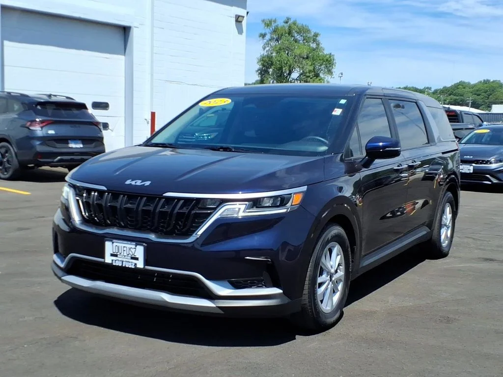 Used 2023 Blue Kia LX Seat Package image 8