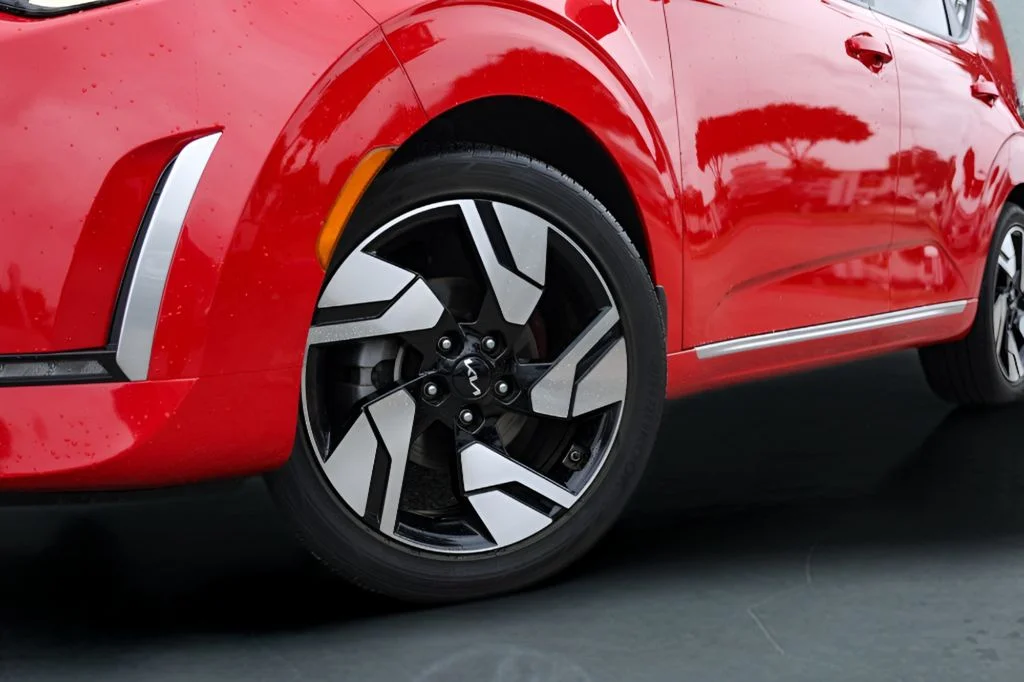 Used 2024 Red Kia GT-Line image 4