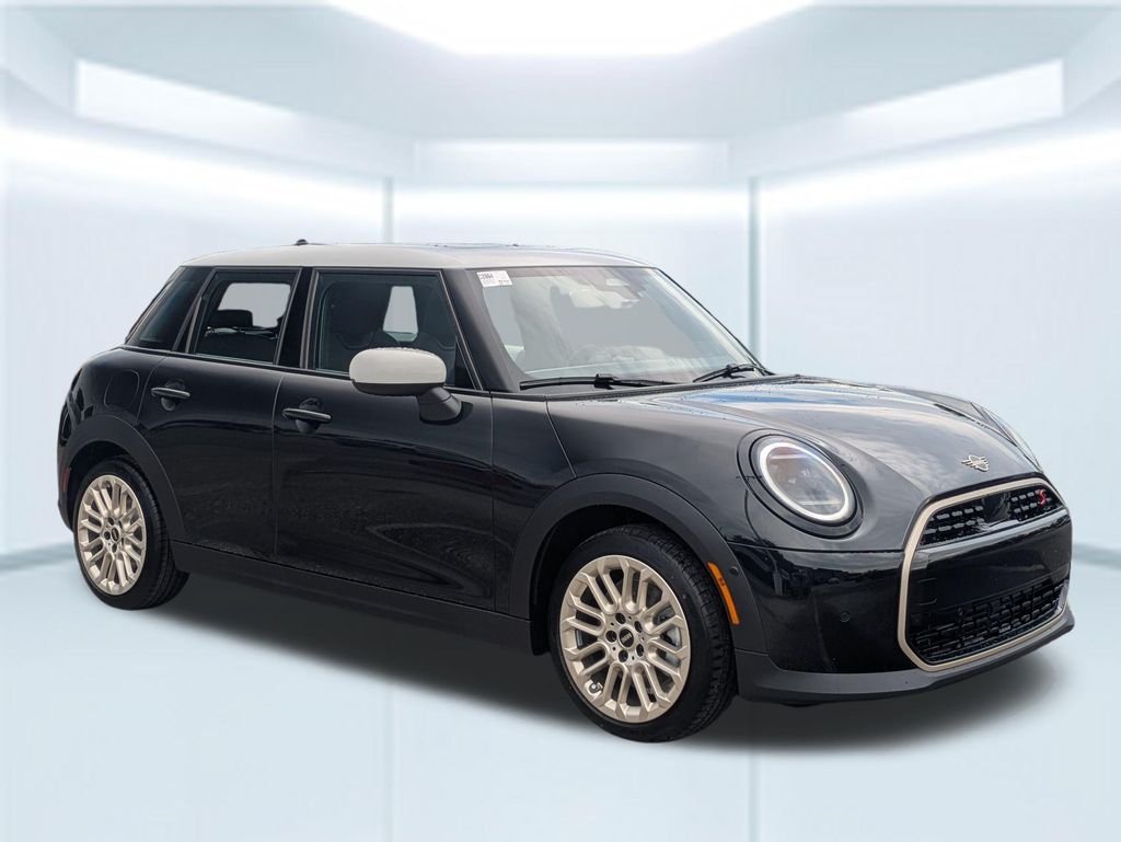 New 2026 Midnight Black MINI Signature Plus image 7