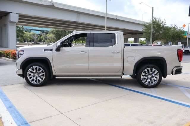 2026 GMC Sierra 1500 Denali - Photo 4