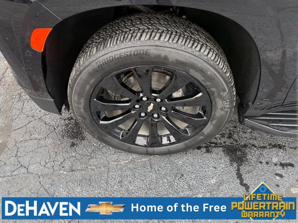 Used 2023 Black Chevrolet Premier image 10