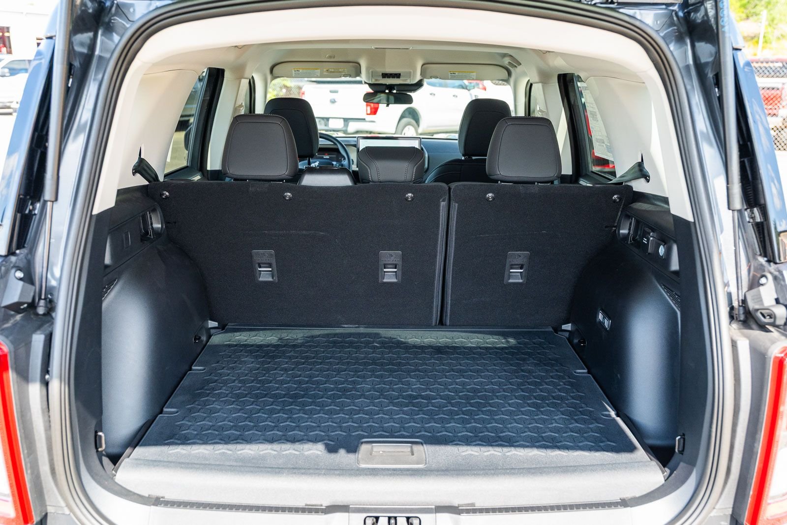 New 2026 Carbonized Gray Metallic Ford Big Bend® image 13