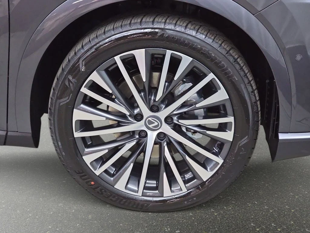 New 2026 Cloudburst Gray Lexus PREMIUM PLUS image 30