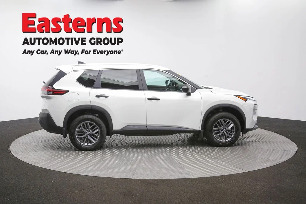 Used 2023 White Nissan S image 44