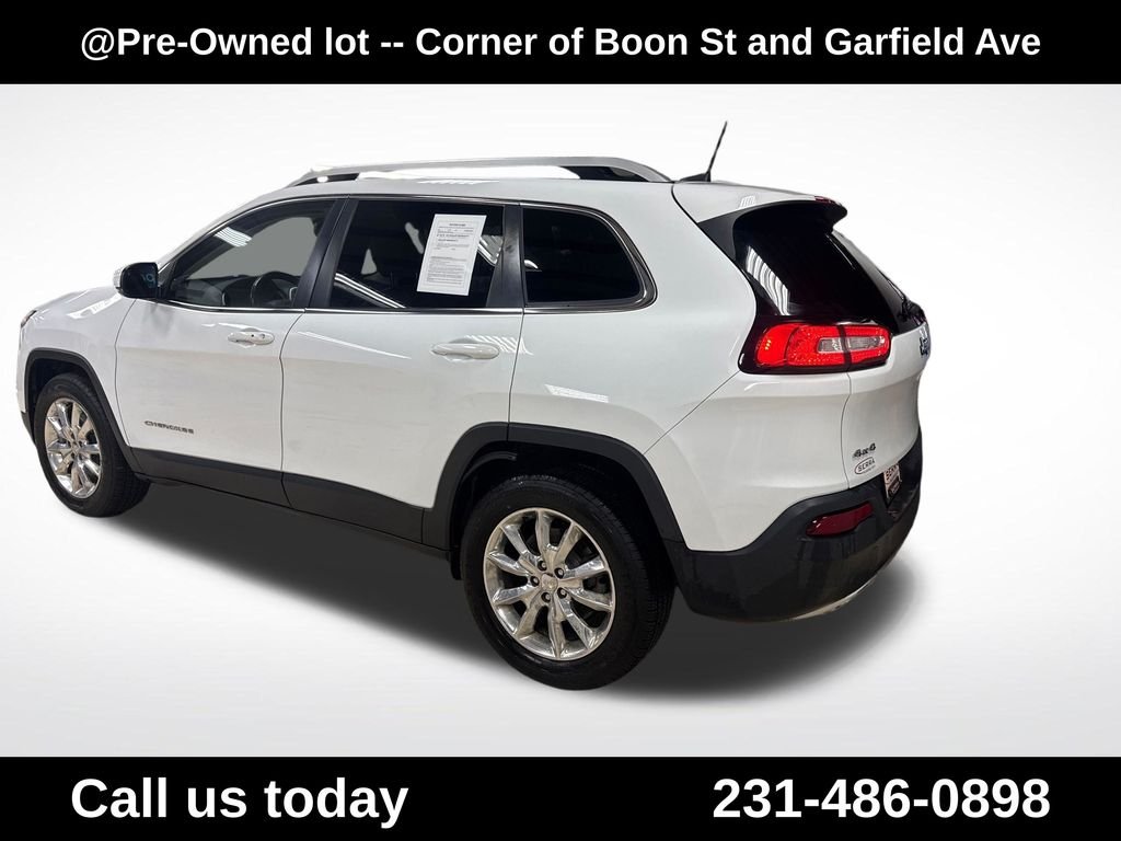 Used 2017 White Jeep Limited image 3