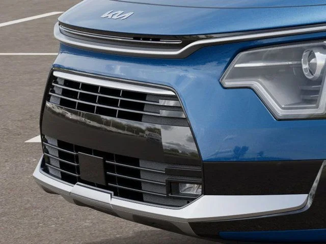 2025 Kia Niro EX Touring - Photo 12