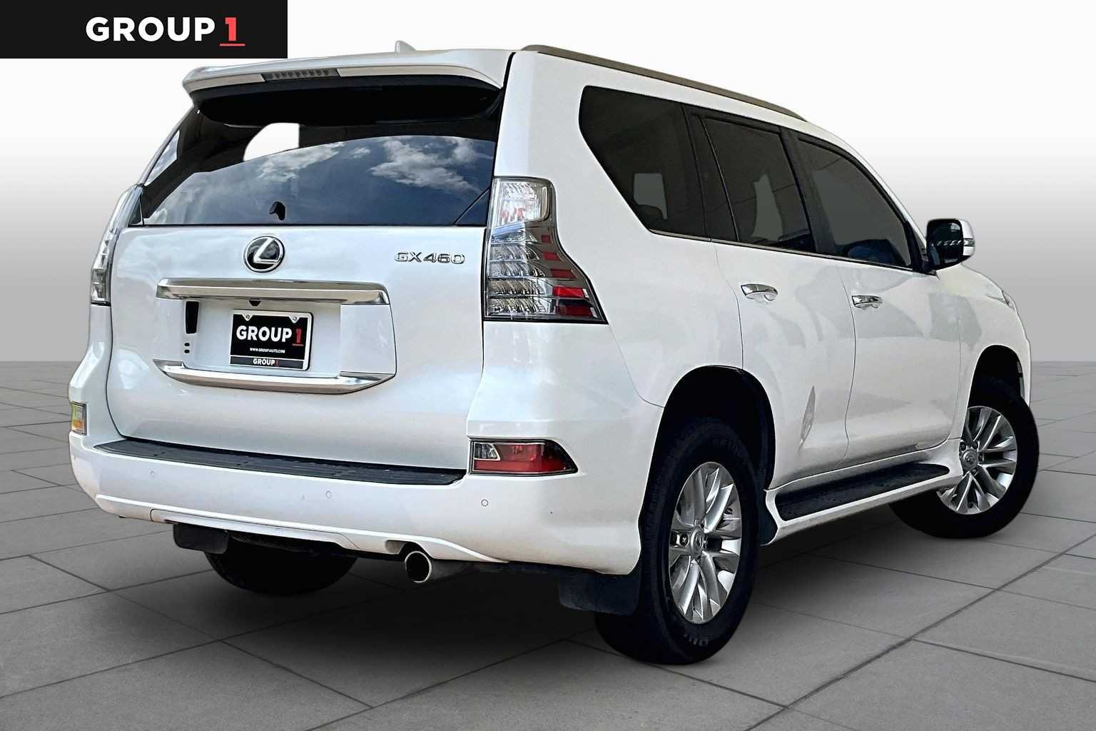 Certified Used 2021 STARFIRE PEARL Lexus Premium image 11