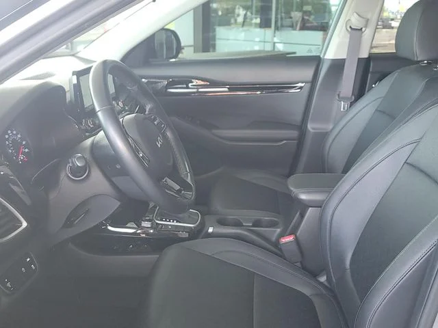 Certified Used 2022 Gray Kia EX image 10