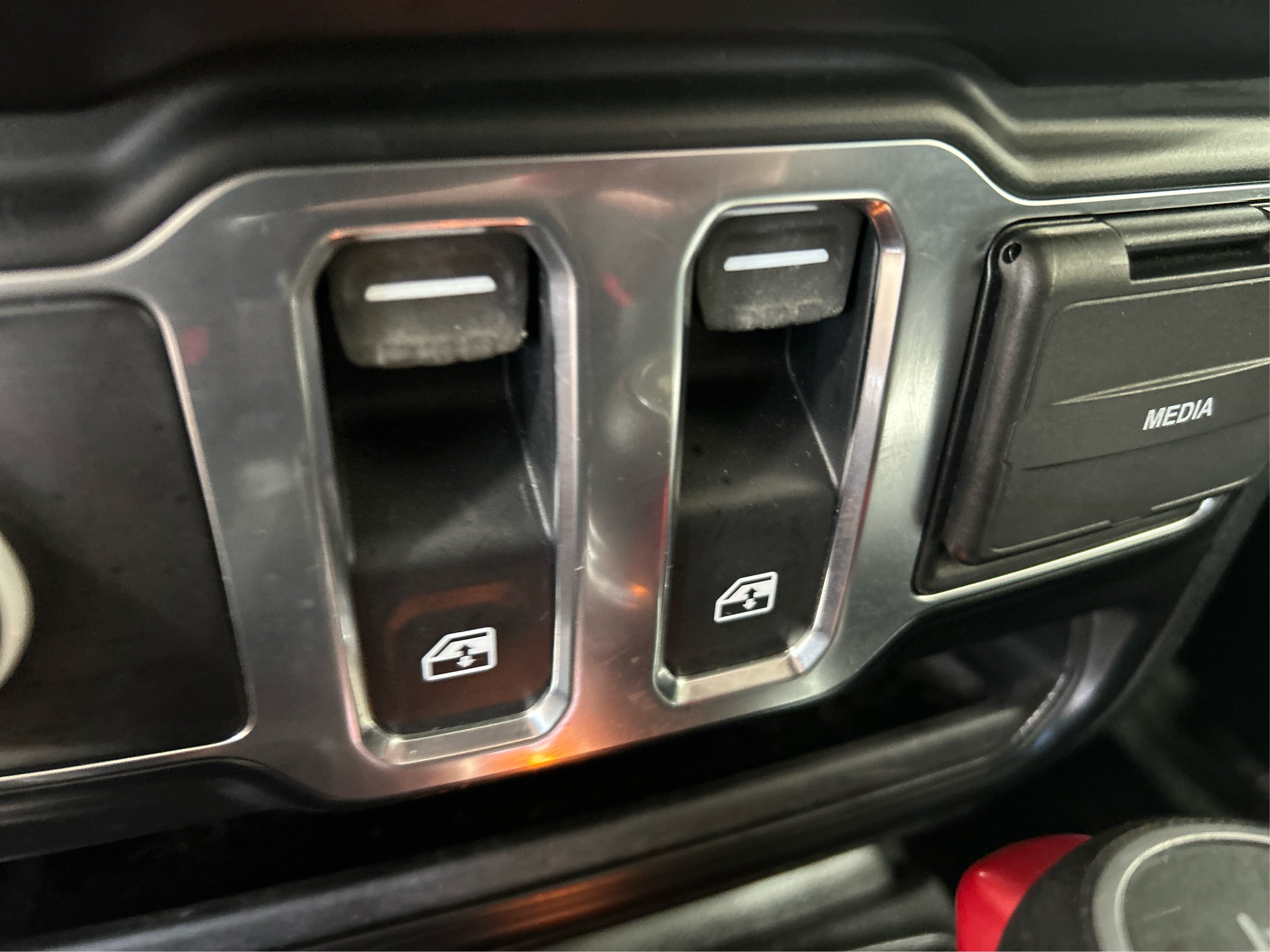 Used 2022 Gray Jeep Willys image 28