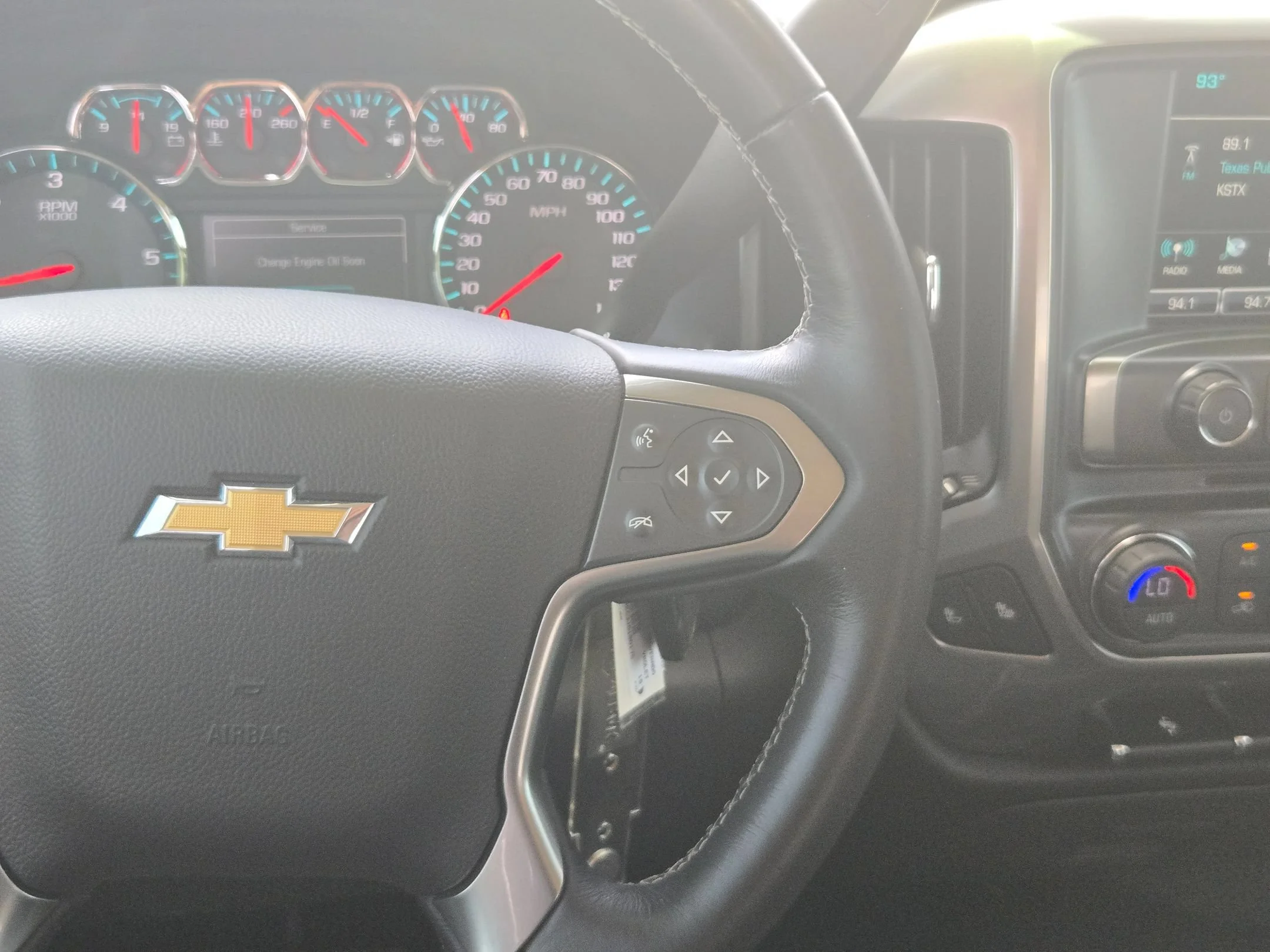 Used 2018 Silver Chevrolet LT image 19
