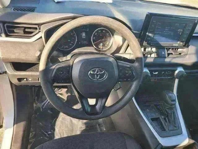 Used 2021 White Toyota LE image 30