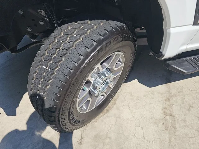 Used 2025 White Ford XLT image 29